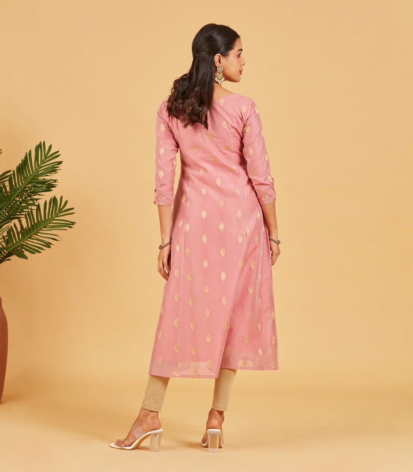 Dusty Pink Embroidered Festive Kurta