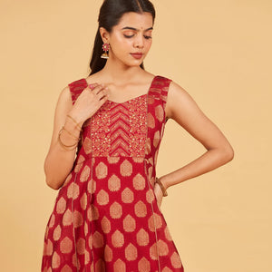 Maroon And Gold Brocade Kurta