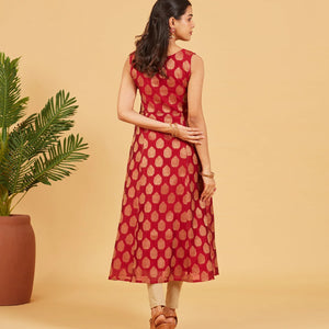 Maroon And Gold Brocade Kurta