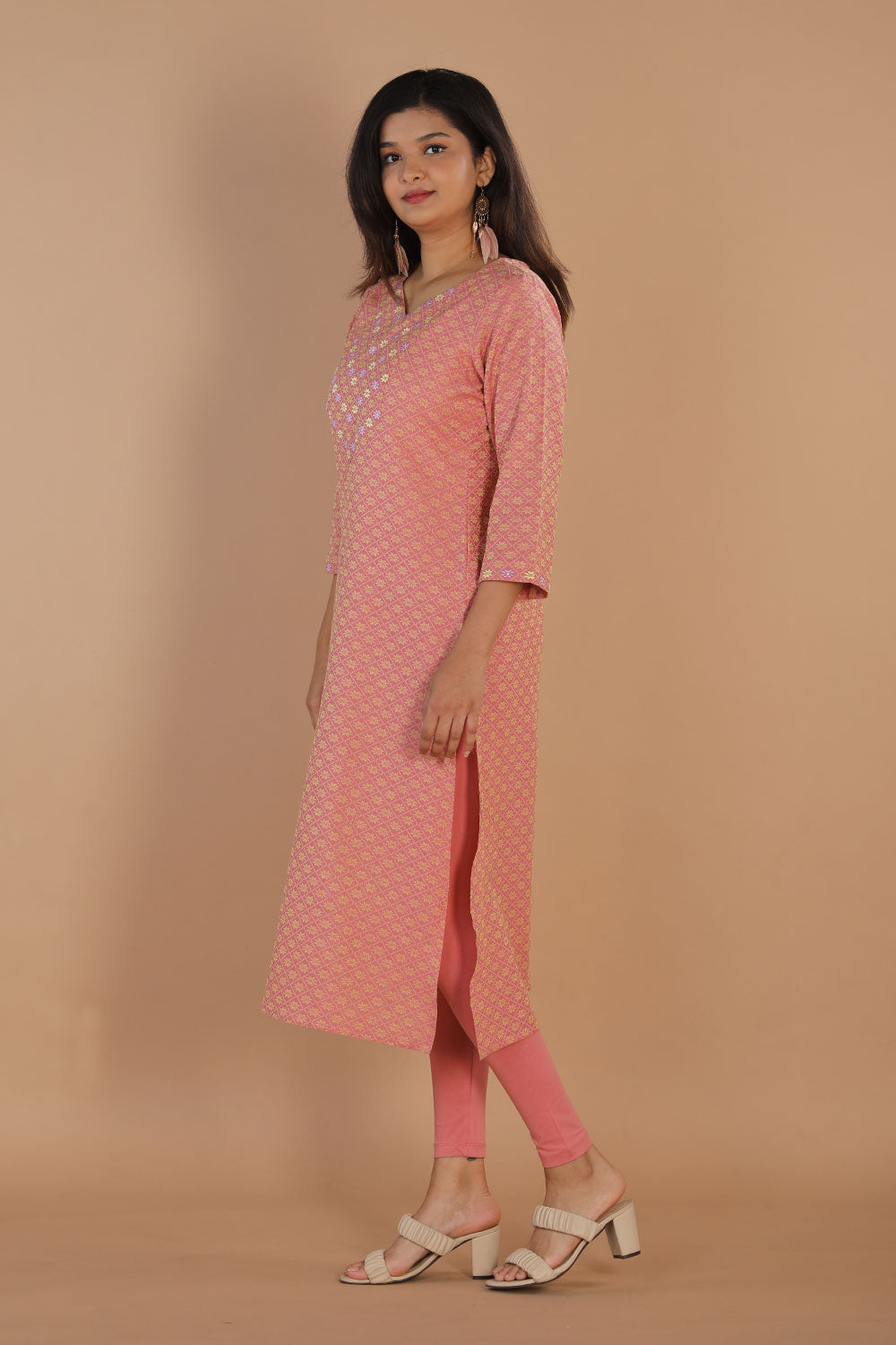 Geometric embroidered long kurti
