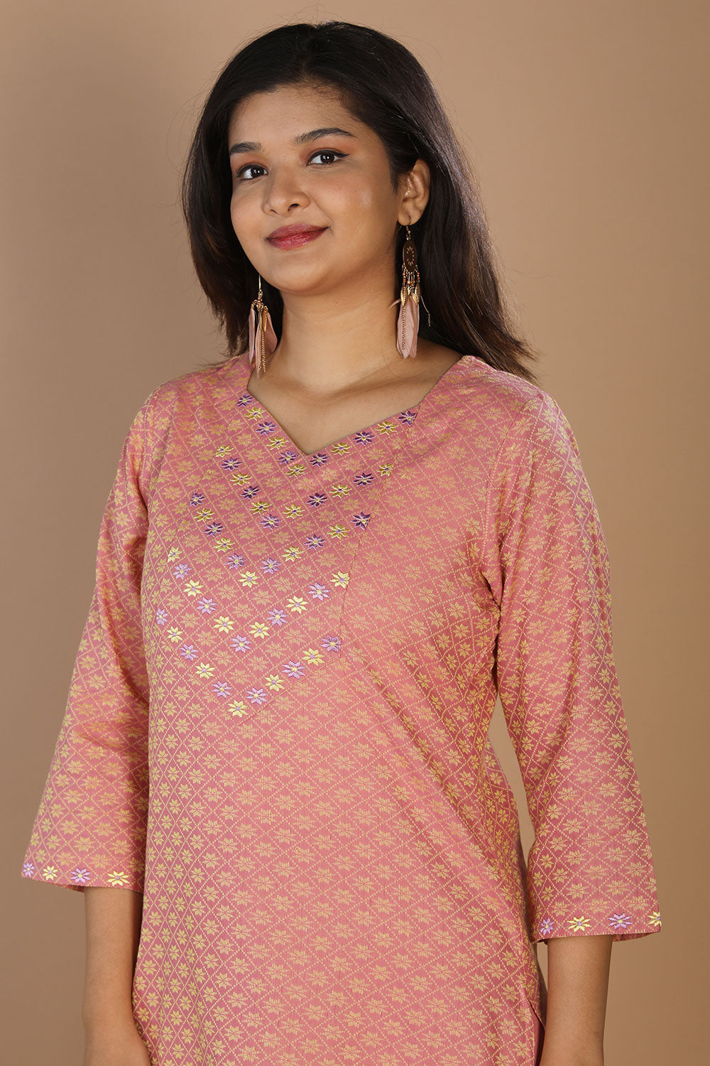 Geometric embroidered long kurti