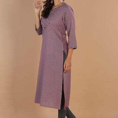 Geometric embroidered long kurti