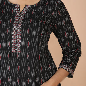 Embroidered Pochampally Ikat kurti
