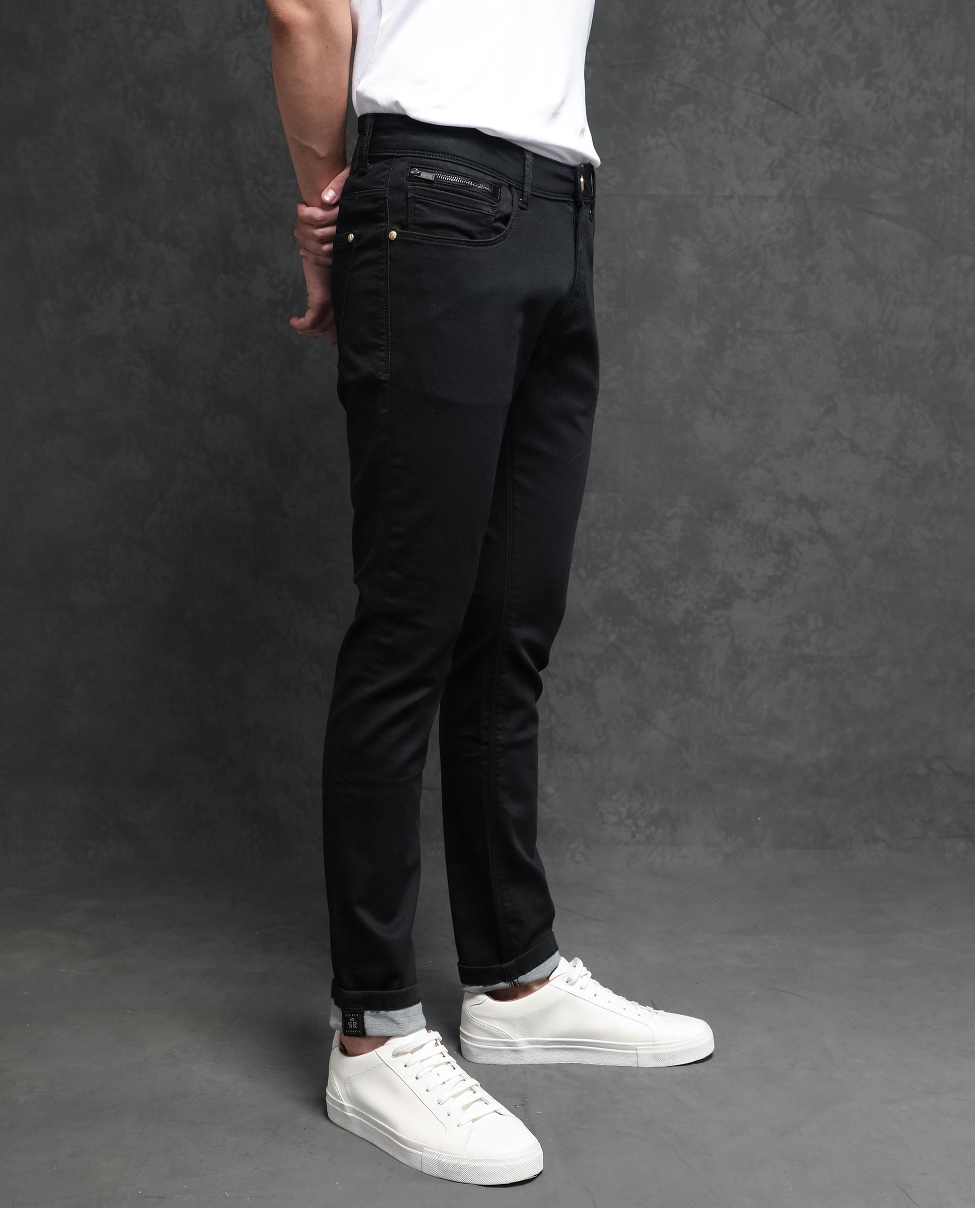 Rare Rabbit Men's Satinx Black Rinse Wash Mid-Rise Slim Fit Jeans