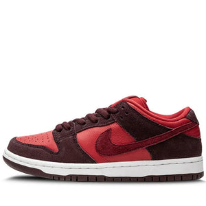 NIKE SB DUNK LOW CHERRY