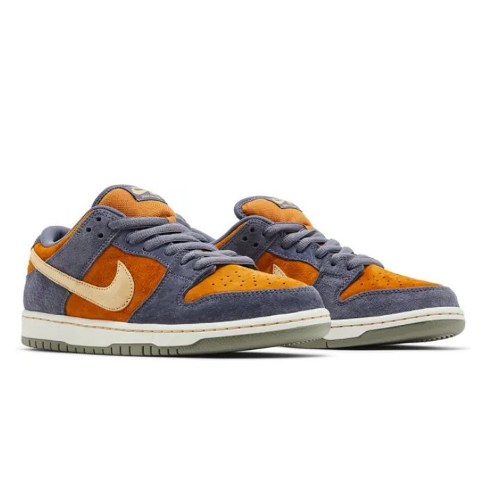 Nike SB Dunk Low Light Carbon Monarch