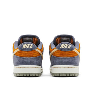 Nike SB Dunk Low Light Carbon Monarch