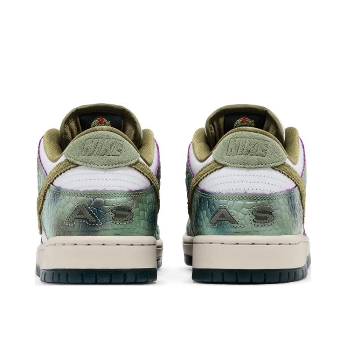 SB Dunk Low Alexis Sablone Chameleon