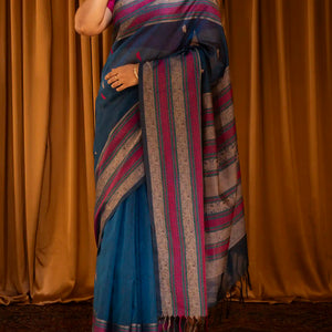 Navy Blue Handloom Silk Cotton Saree With Parrot Buttas-Navy Blue