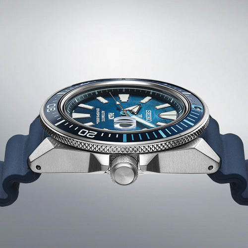 Seiko Prospex Blue Dial Men 43.8mm