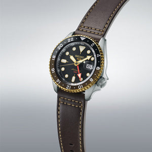 Seiko 5 Sports SKX GMT in Mocha Black Dial Men 42.5mm SSK036K1