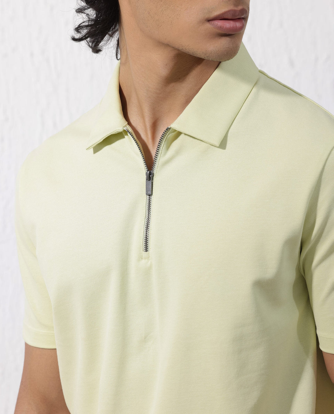 Rare Rabbit Mens Stan-2 Pastel Green Short Sleeve Solid Zipper Closure Polo T-Shirt