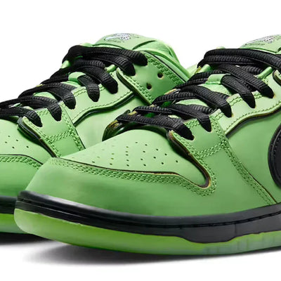 NIKE SB DUNK LOW THE POWERPUFF GIRLS BUTTERCUP