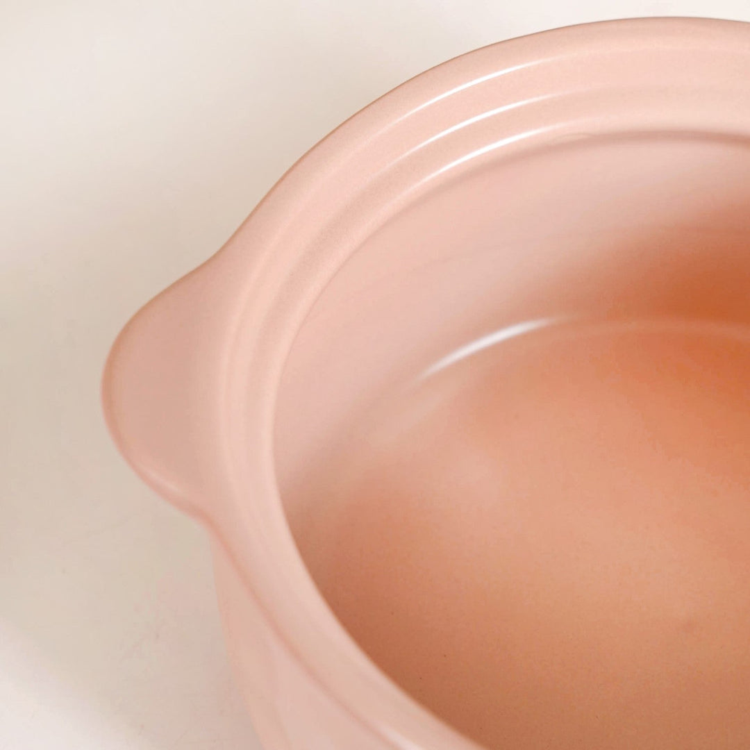 Peach Pebble Ceramic Serving Bowl With Lid 950ml