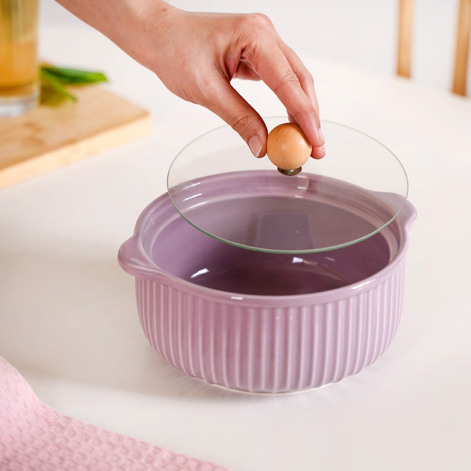 Ribbed Multifunctional Serving Bowl With Lid 950ml