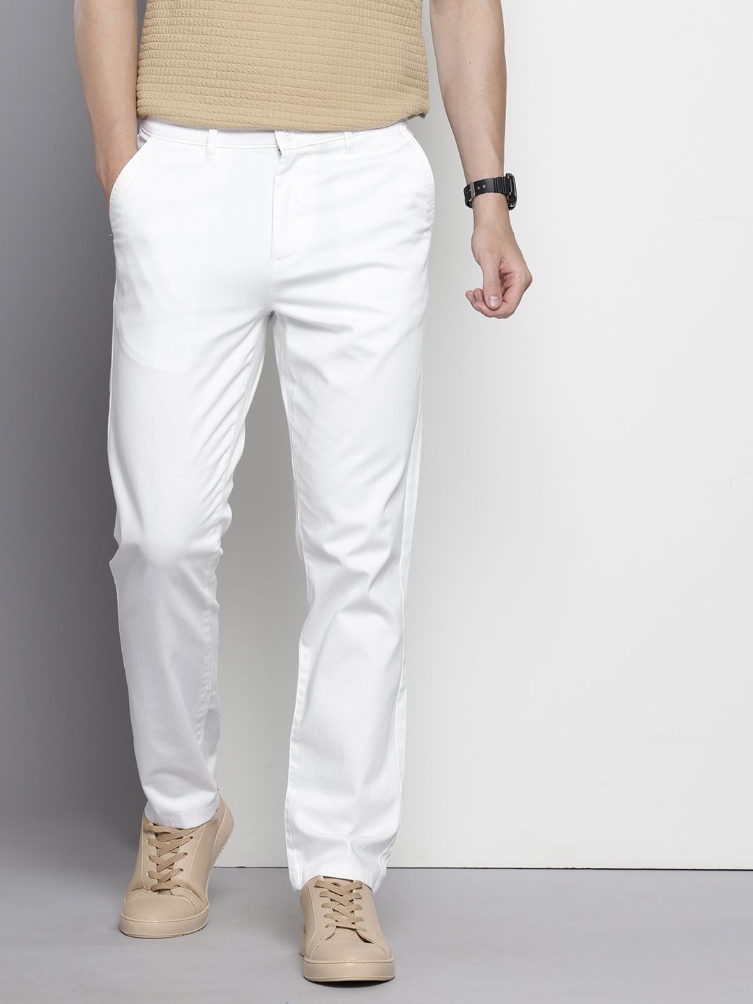 Men's White Regular Fit Solid Chinos