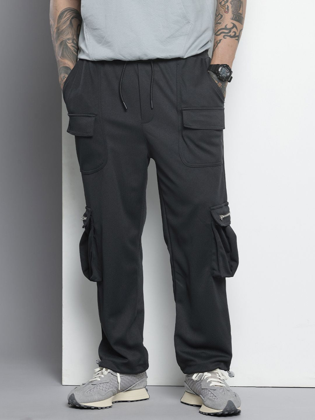 Men's Black Relaxed Fit Textured Wide Leg Cargo Joggers