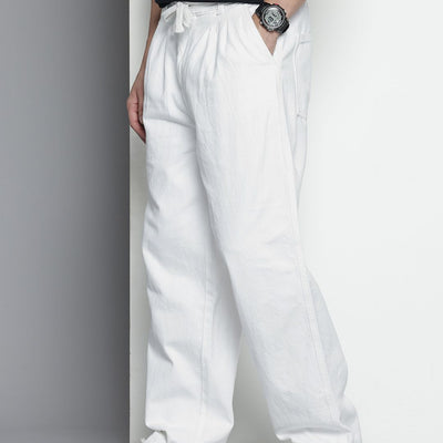 Men's White Relaxed Fit Solid Denim Joggers