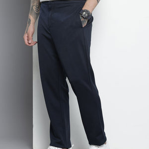 Men's Navy Blue Relaxed Fit Solid Chinos