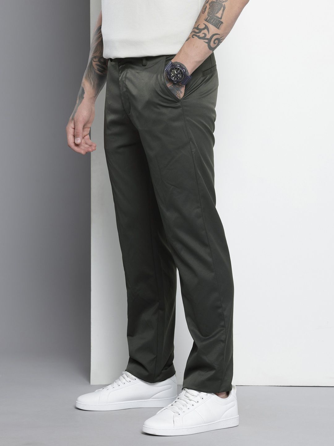 Men's Grey Regular Fit Solid Trousers