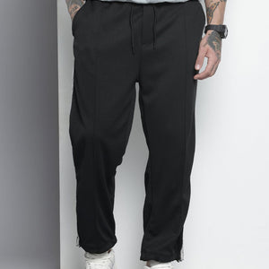Men's Black Relaxed Fit Printed Wide Leg Joggers