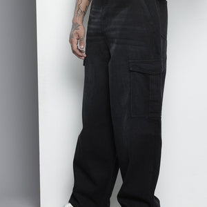 Men's Black Relaxed Fit Solid Cargo Jeans
