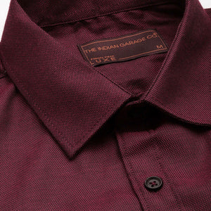 Men's Burgundy Slim Fit Solid Formal Shirt