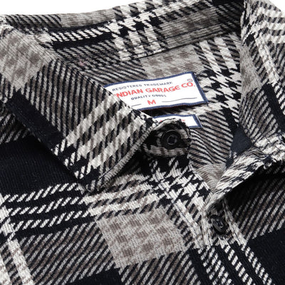 Men's Black Regular Fit Checked Casual Overshirt