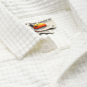 Men's White Regular Fit Textured Resort Wear Shirt