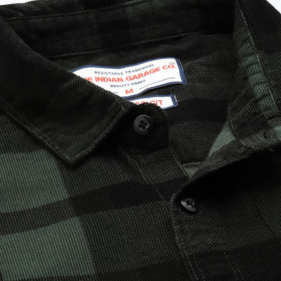 Men's Green Regular Fit Checked Casual Shirt