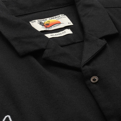 Men's Black Relaxed Fit Solid Resort Wear Shirt