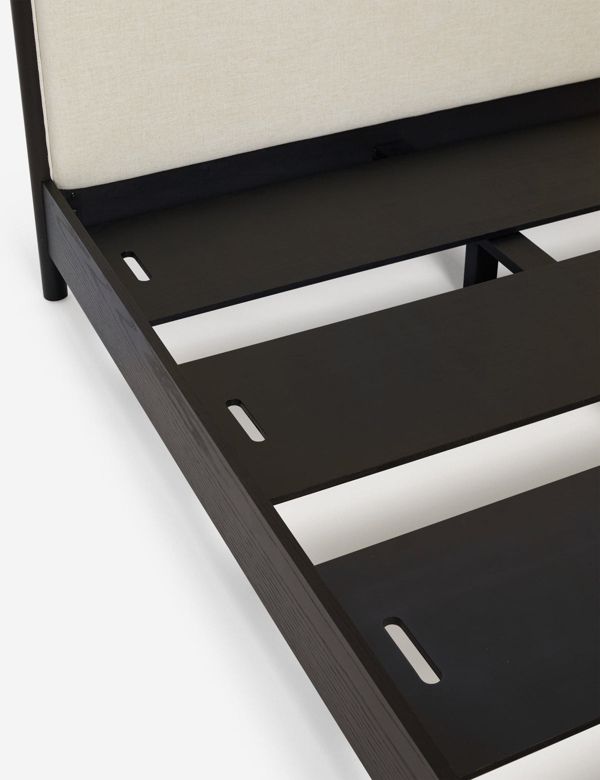 Simonette Canopy Bed