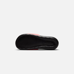 Nike | VICTORI ONE SLIDES SALT PINK