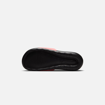 Nike | VICTORI ONE SLIDES SALT PINK