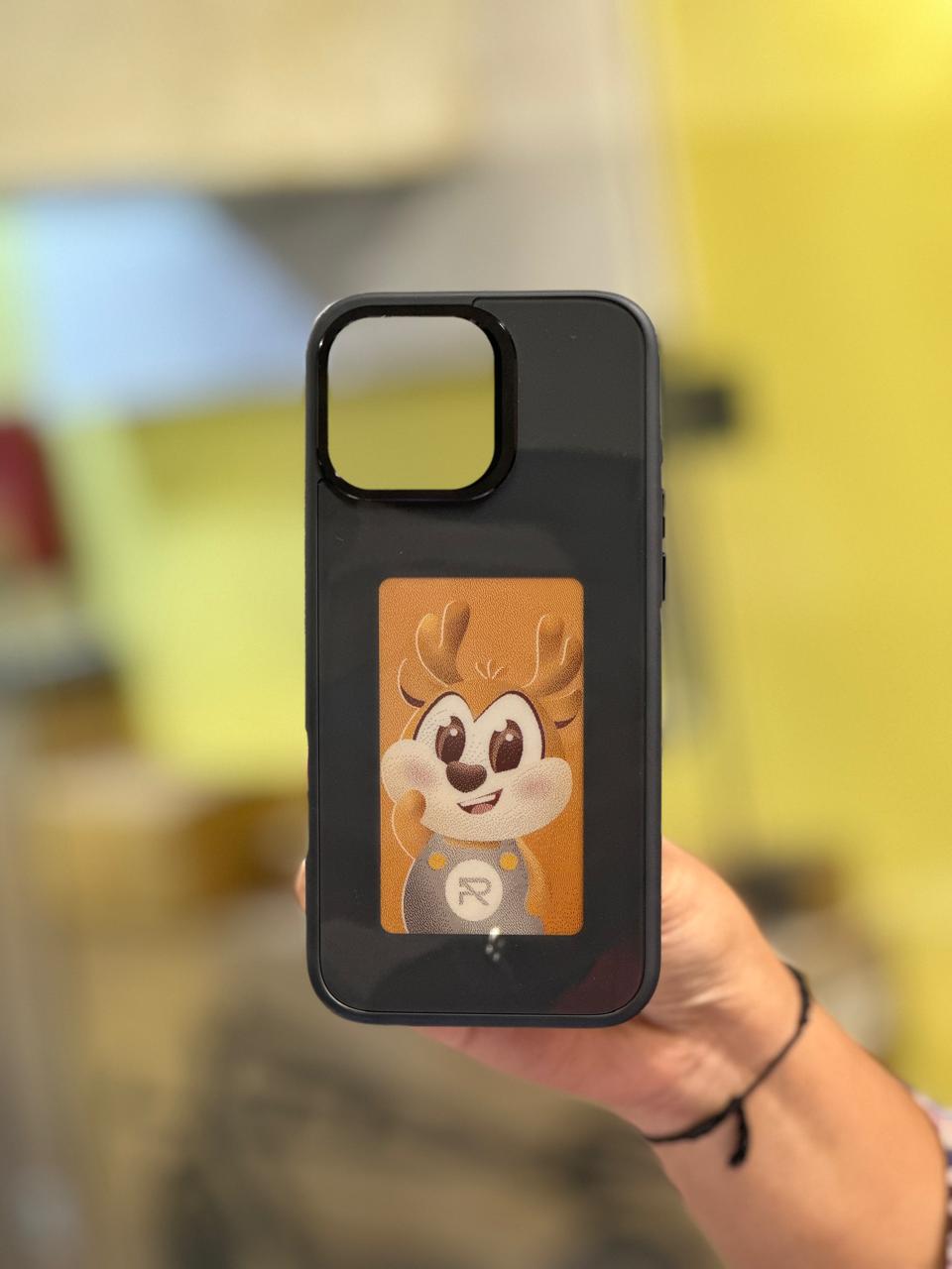 Smart Magic NFC iPhone photo Case - E Ink Technology - iPhone 15 series