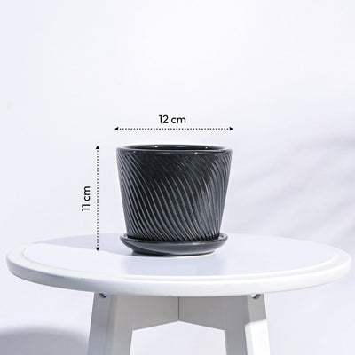 Spiro Ceramic Pot
