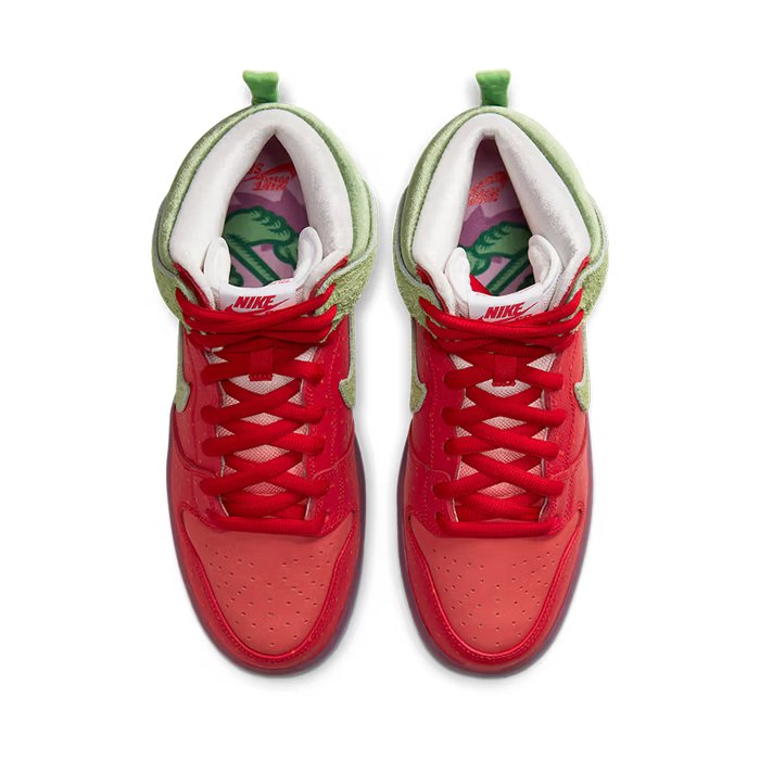 Dunk High SB 'Strawberry Cough'