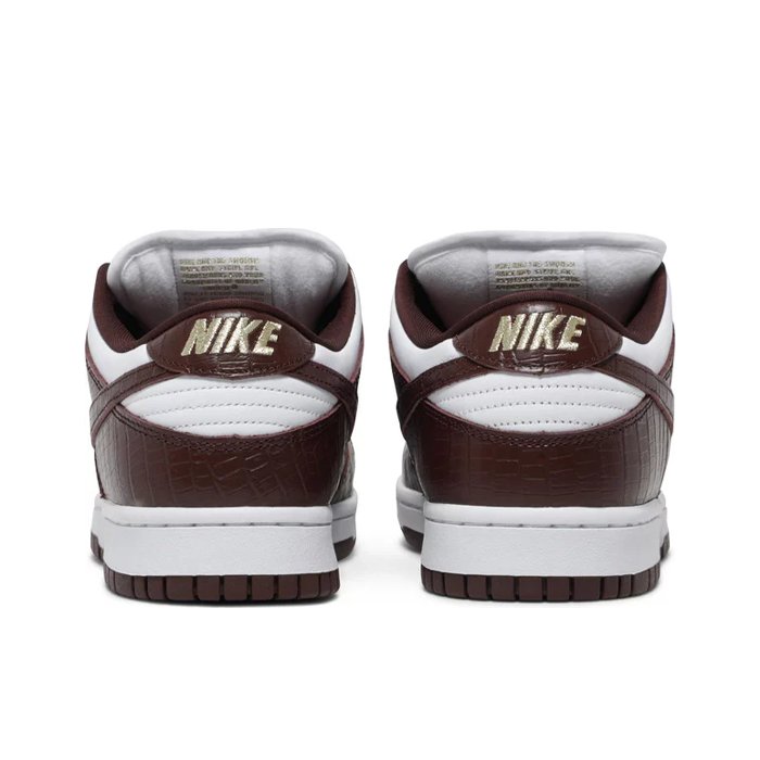 Supreme x Dunk Low OG SB QS Barkroot Brown
