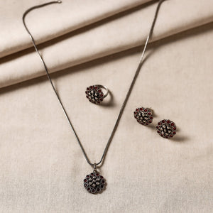Antique Silver Finish Oxidised Brass Base Stone Work Necklace Set with Ring