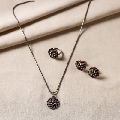 Antique Silver Finish Oxidised Brass Base Stone Work Necklace Set with Ring