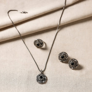 Antique Silver Finish Oxidised Brass Base Stone Work Necklace Set with Ring