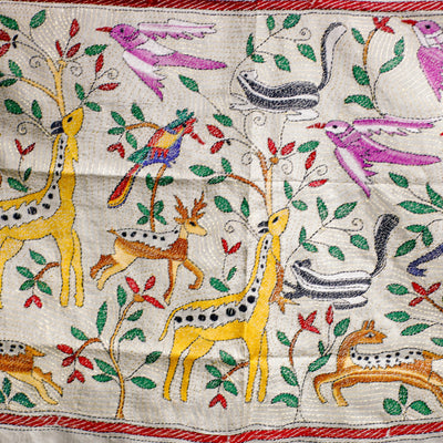 Bengal Kantha Hand Embroidery Tussar Silk Wall Hanging (35 x 35 in) 25