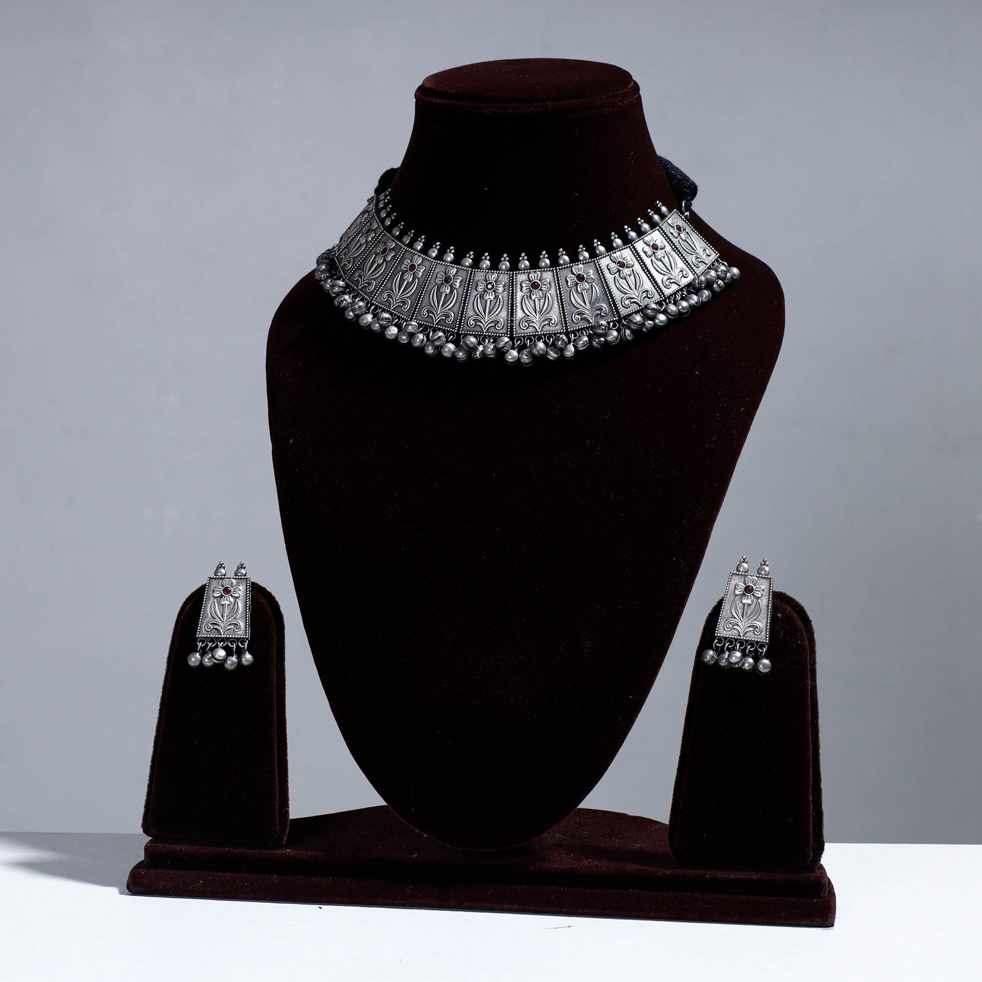 Antique Silver Finish Oxidised Brass Base Necklace Set