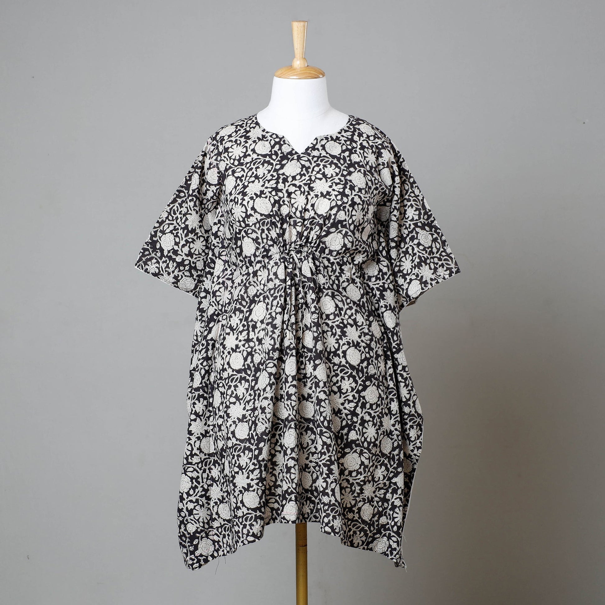 Black - Bagru Block Printed Cotton Kaftan with Tie-Up Waist (Medium)