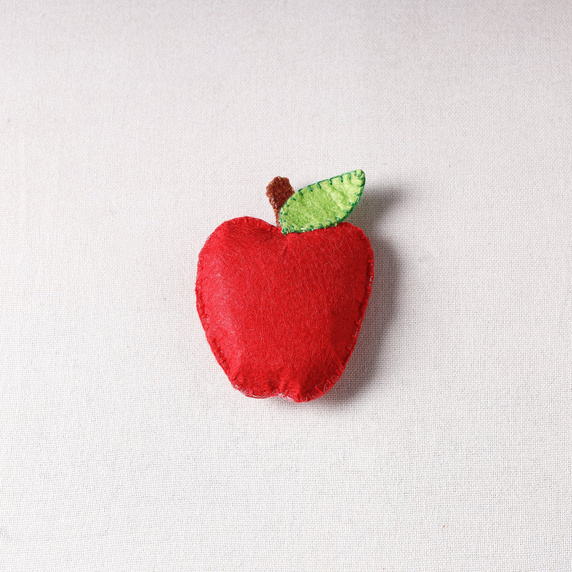Apple - Handmade Felt Magnet