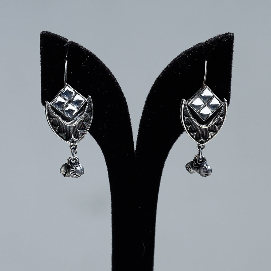 Antique Silver Finish Oxidised Brass Base Stone Work Earrings