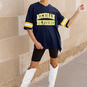 MICHIGAN WOLVERINES UNTIL KICKOFF OVERSIZED V-NECK RHINESTONE-STRIPED TRIM FASHION JERSEY