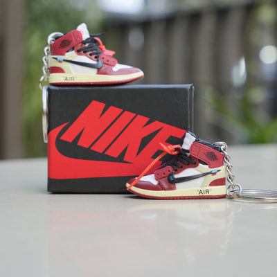 3D Sneaker Keychain With Box - AJ1 OFFWhte Chicago