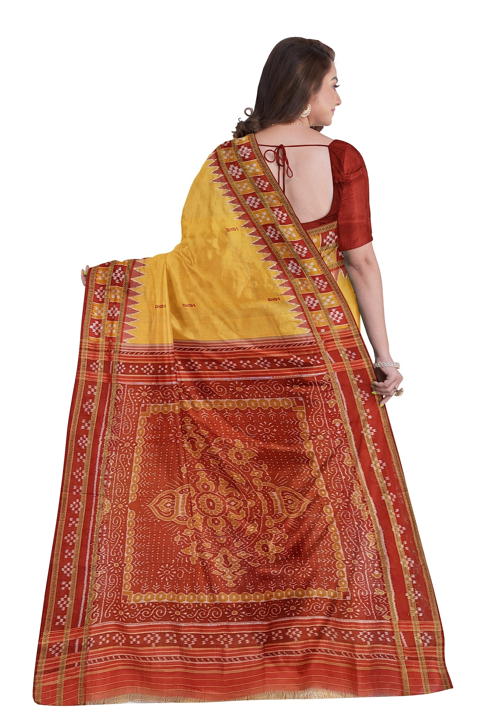 Deep Yellow Double Border Pasapalli Fish Motif Khandua Silk Saree