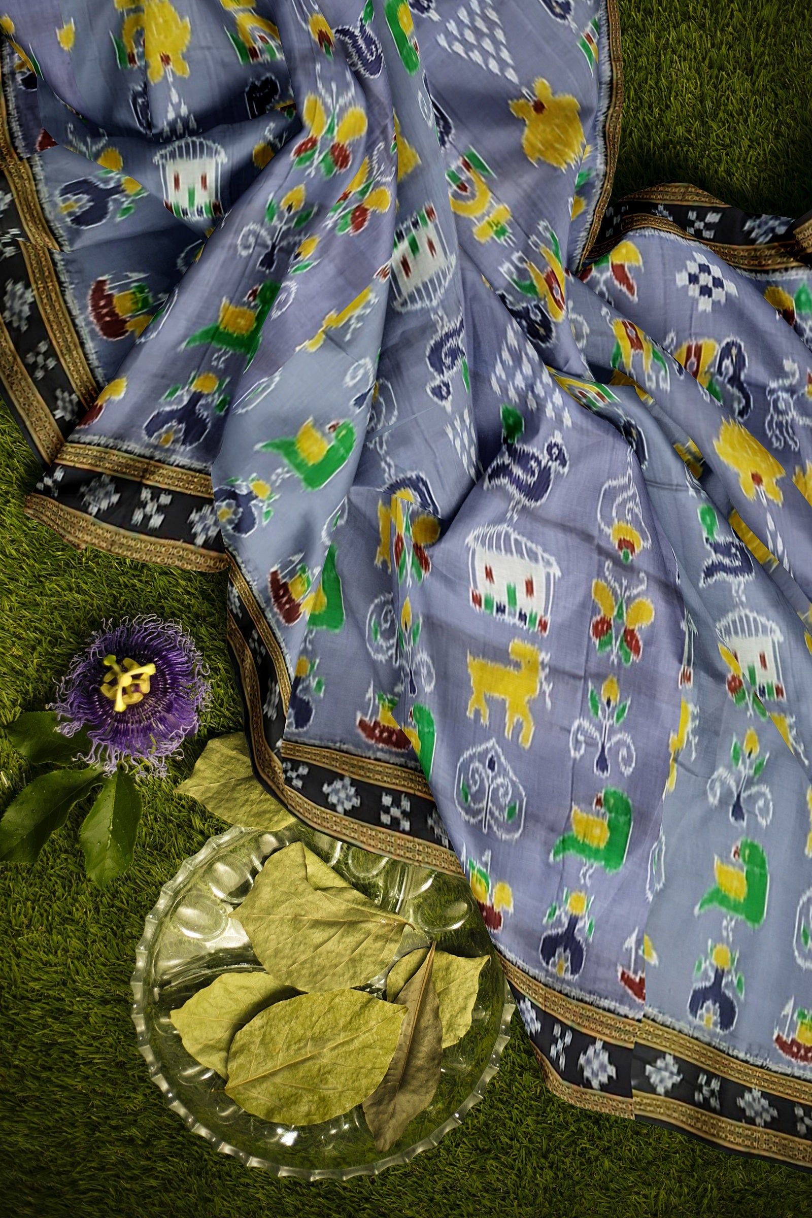 Ash Grey Nabakothi Nabarangi Khandua Silk Saree with Pasapali Anchal